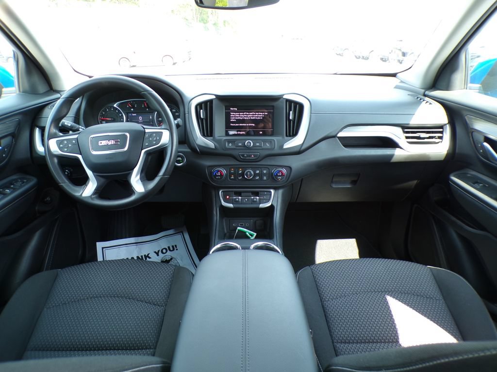 Used 2024 GMC Terrain SLE w/ Driver Convenience Package AWD/4WD image 19
