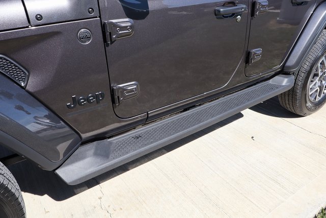 New 2025 Jeep Wrangler Sahara image 31