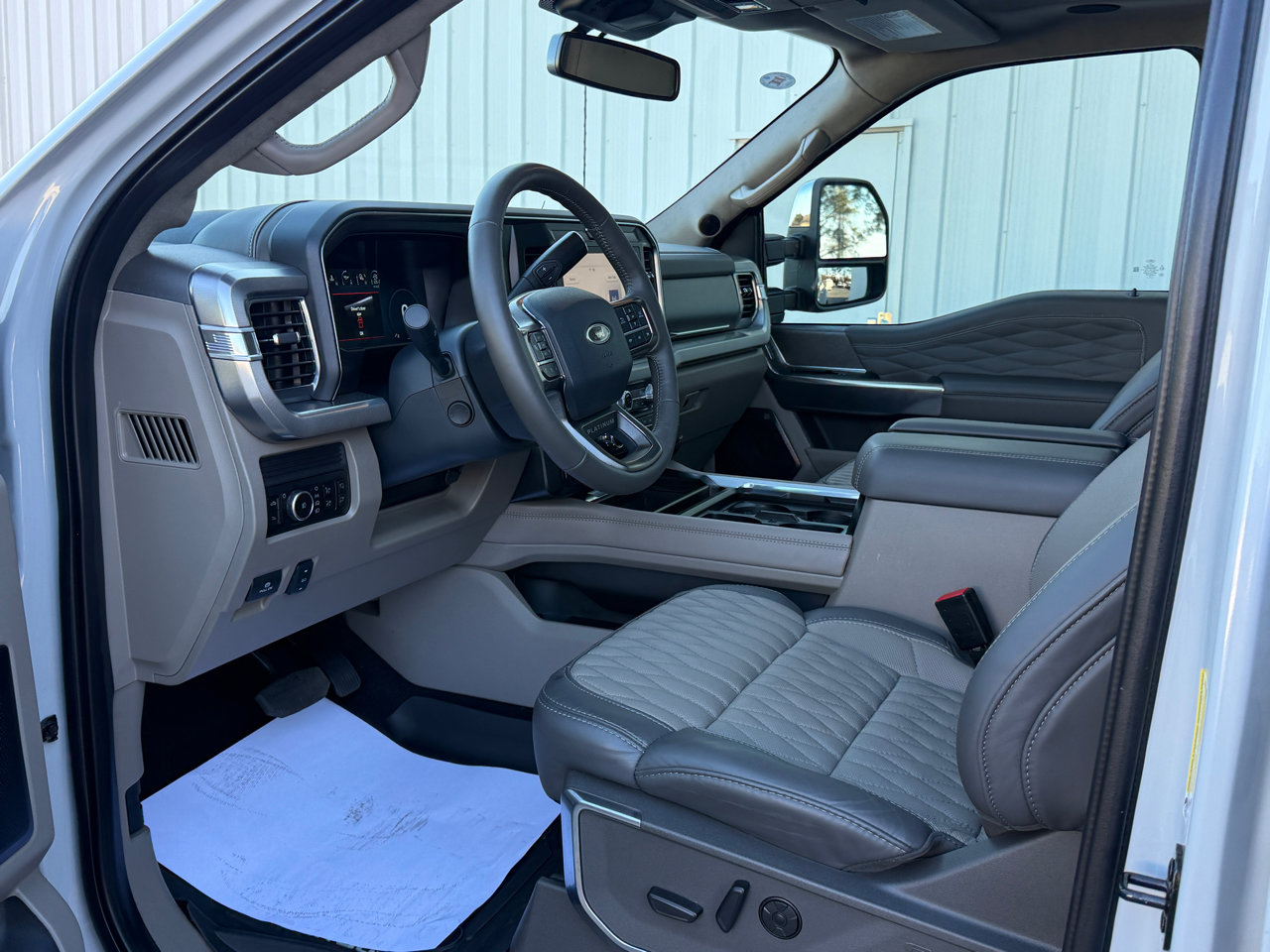 Used 2025 Ford F450 Platinum w/ Platinum Plus Package image 10
