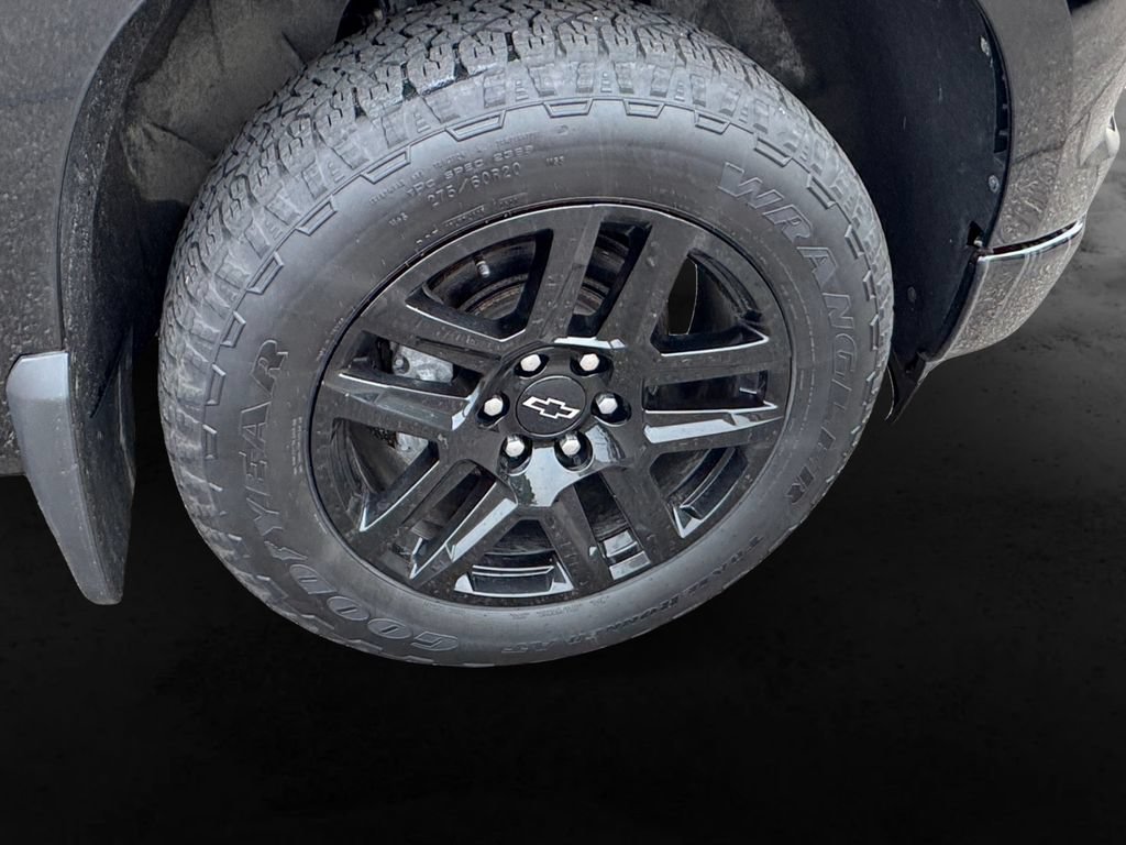 Used 2024 Chevrolet Silverado 1500 RST AWD/4WD image 13