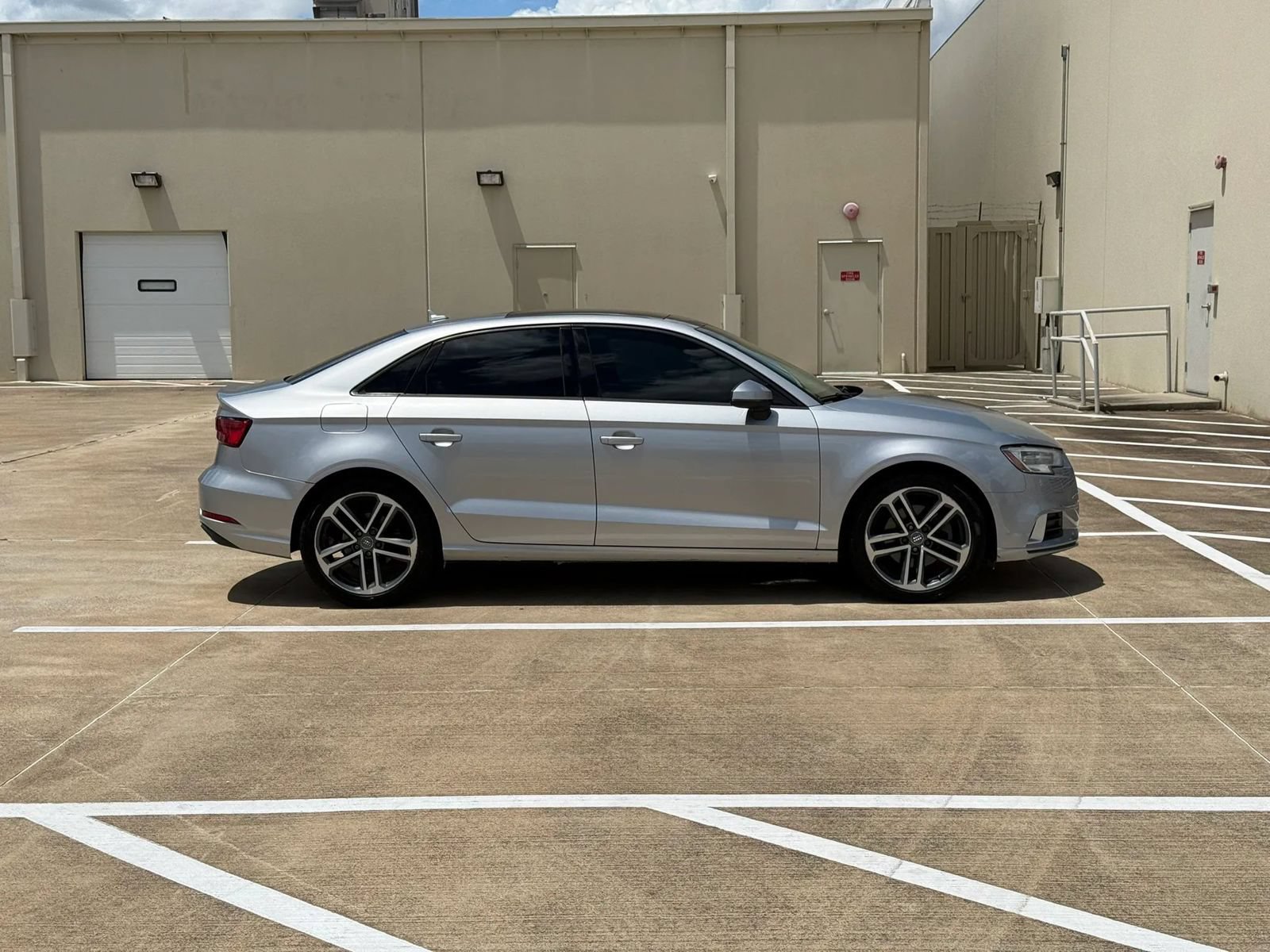 Used 2018 Audi A3 2.0T Premium w/ Convenience Package FWD image 8