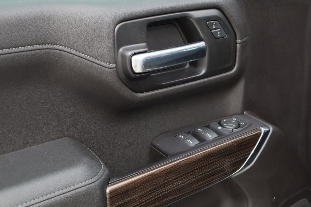 Used 2020 Chevrolet Silverado 1500 LT w/ All-Star Edition image 19
