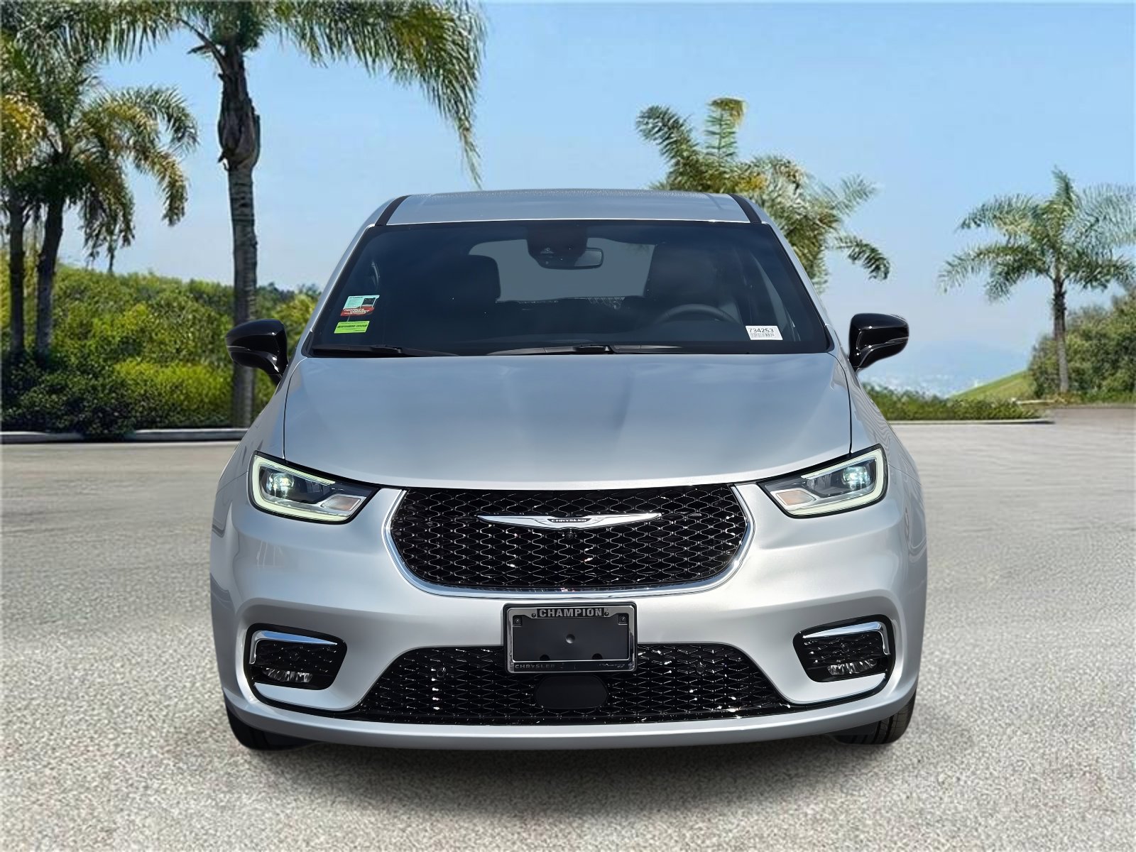 New 2026 Chrysler Pacifica Select image 3