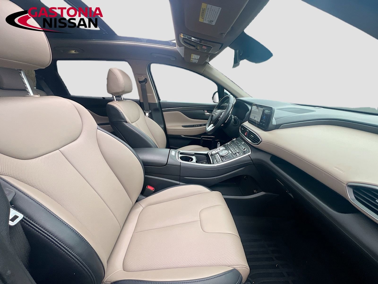 Used 2023 Hyundai Santa Fe SEL w/ Premium Package image 36