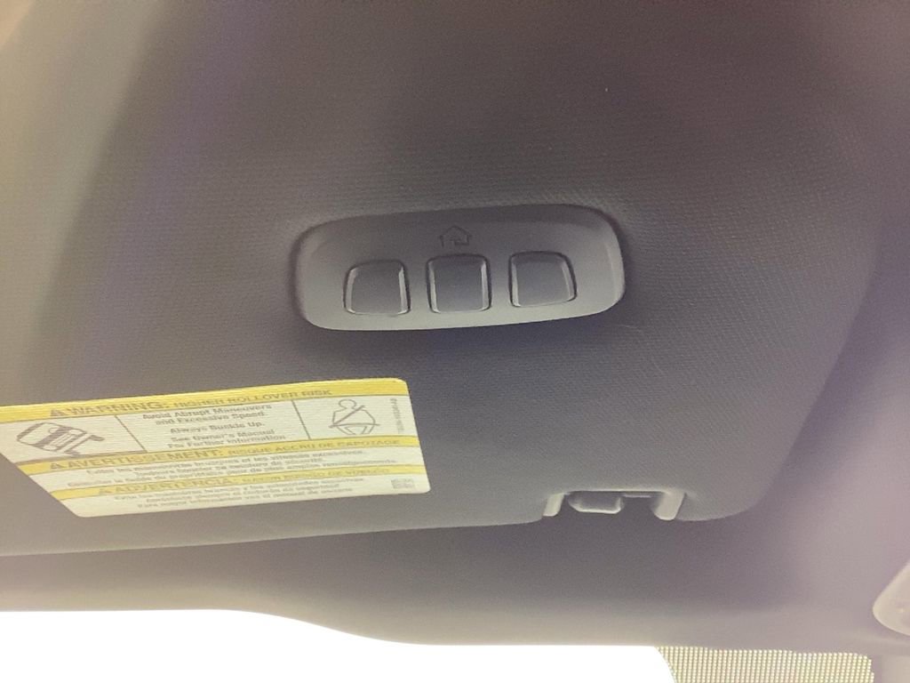 Used 2020 Ford F150 Platinum w/ Equipment Group 701A Luxury image 27