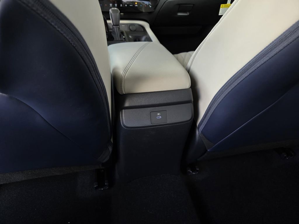 New 2026 Nissan Sentra SL w/ Floor Mat Package FWD image 14
