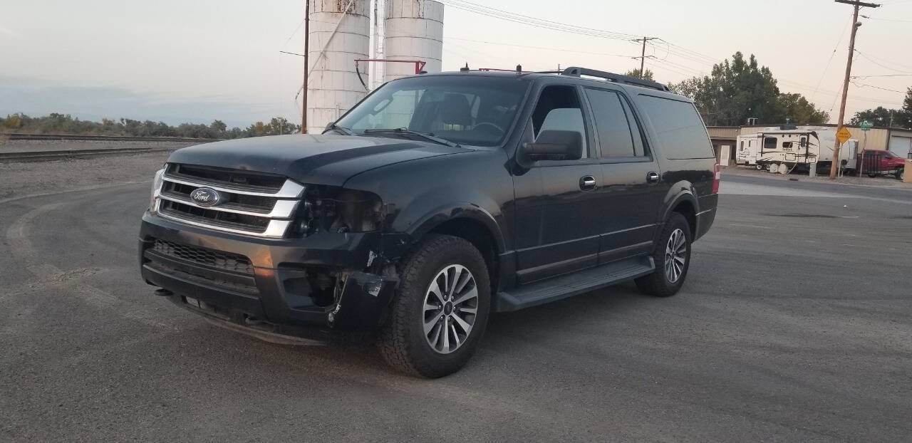 Used 2016 Ford Expedition EL XLT image 2
