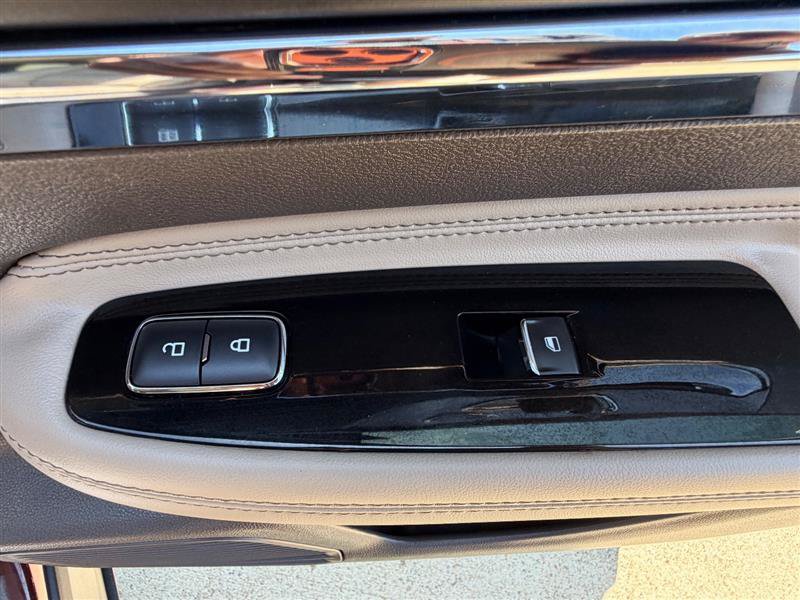 Used 2020 Lincoln Corsair FWD w/ Equipment Group 101A image 36
