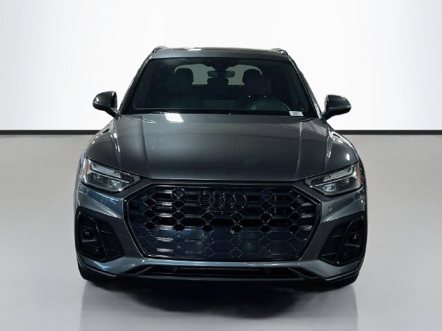 Used 2021 Audi Q5 e Premium Plus AWD/4WD image 2