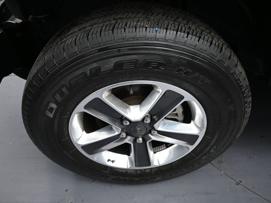 Used 2021 Jeep Wrangler Unlimited Sahara w/ Safety Group image 14