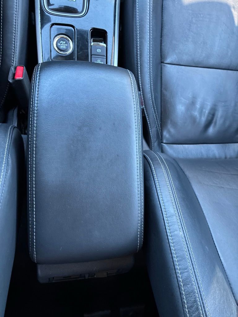 Used 2020 Mitsubishi Outlander SEL image 36