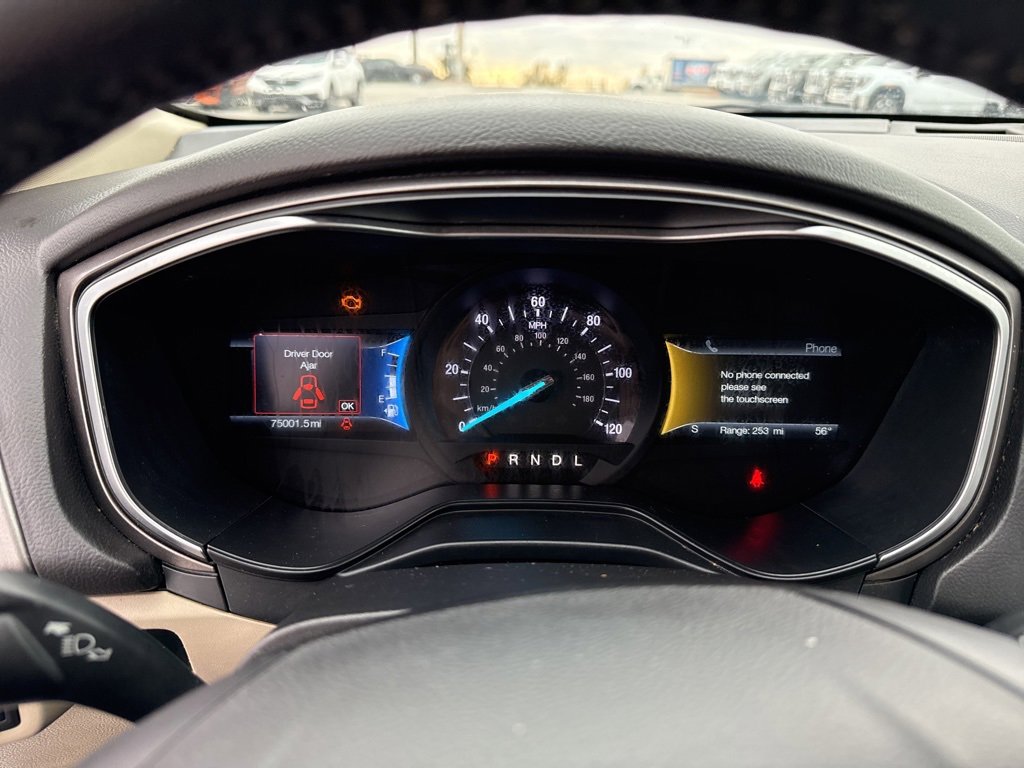 Used 2019 Ford Fusion SEL image 14