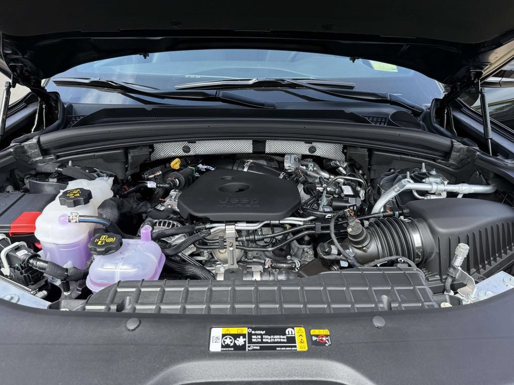New 2027 Jeep Grand Cherokee Limited AWD/4WD image 13