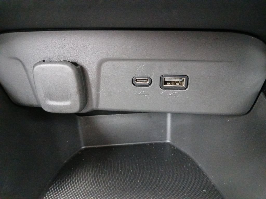 Used 2024 Chevrolet Trax LT w/ Driver Confidence Package FWD image 6