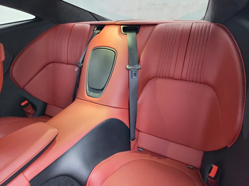 Used 2018 Aston Martin DB11 Coupe RWD image 35
