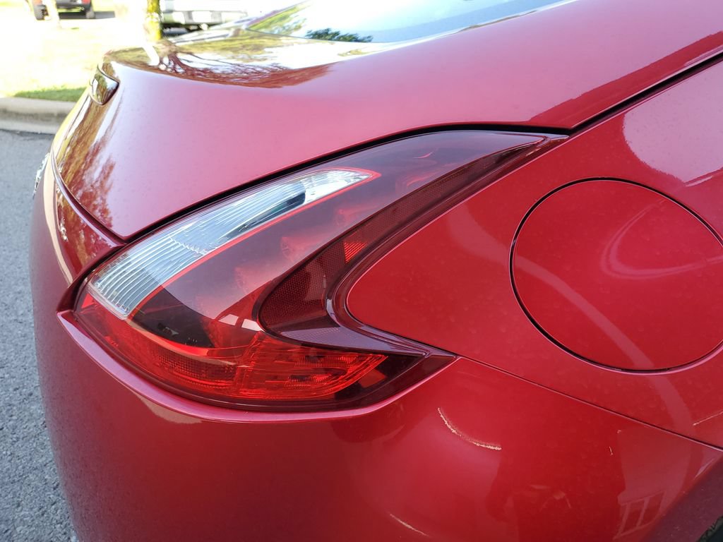 Certified 2020 Nissan 370Z Coupe RWD image 6