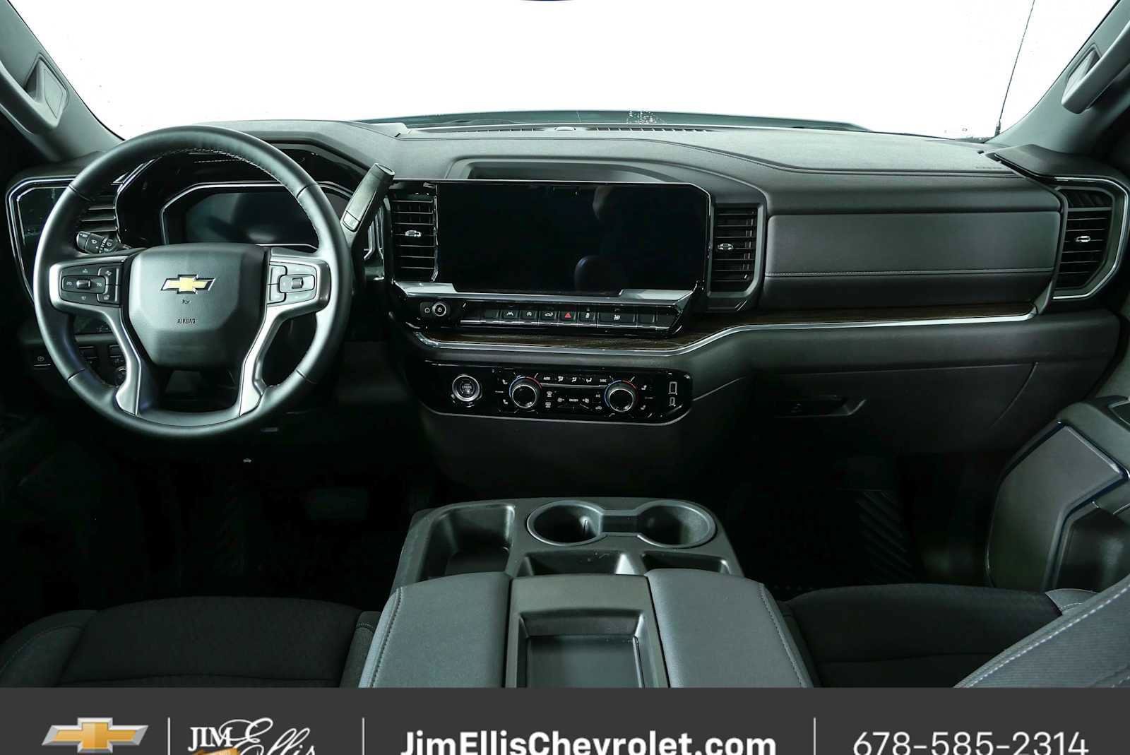 Certified 2024 Chevrolet Silverado 1500 LT AWD/4WD image 18