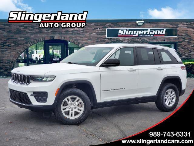 Used 2023 Jeep Grand Cherokee Laredo w/ Luxury Tech Group I image 1