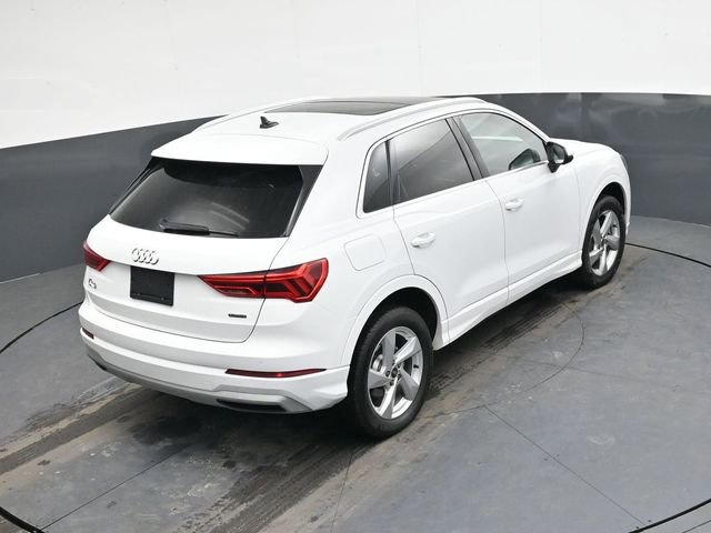 Used 2022 Audi Q3 2.0T Premium Plus image 22