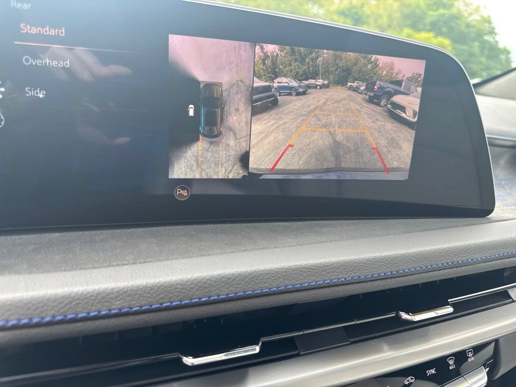 Used 2025 Cadillac XT4 Sport AWD/4WD image 29
