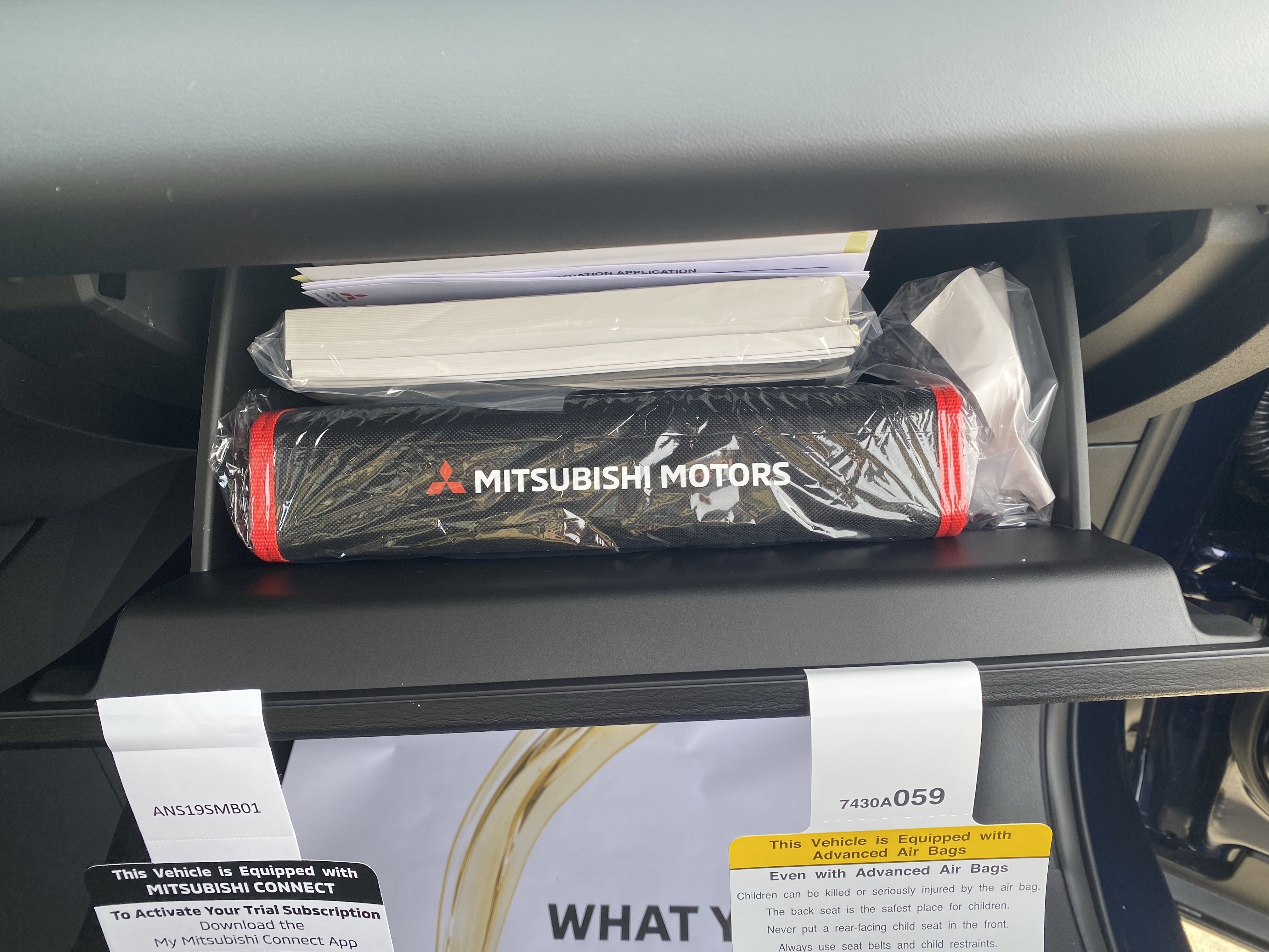 New 2026 Mitsubishi Outlander SE image 22