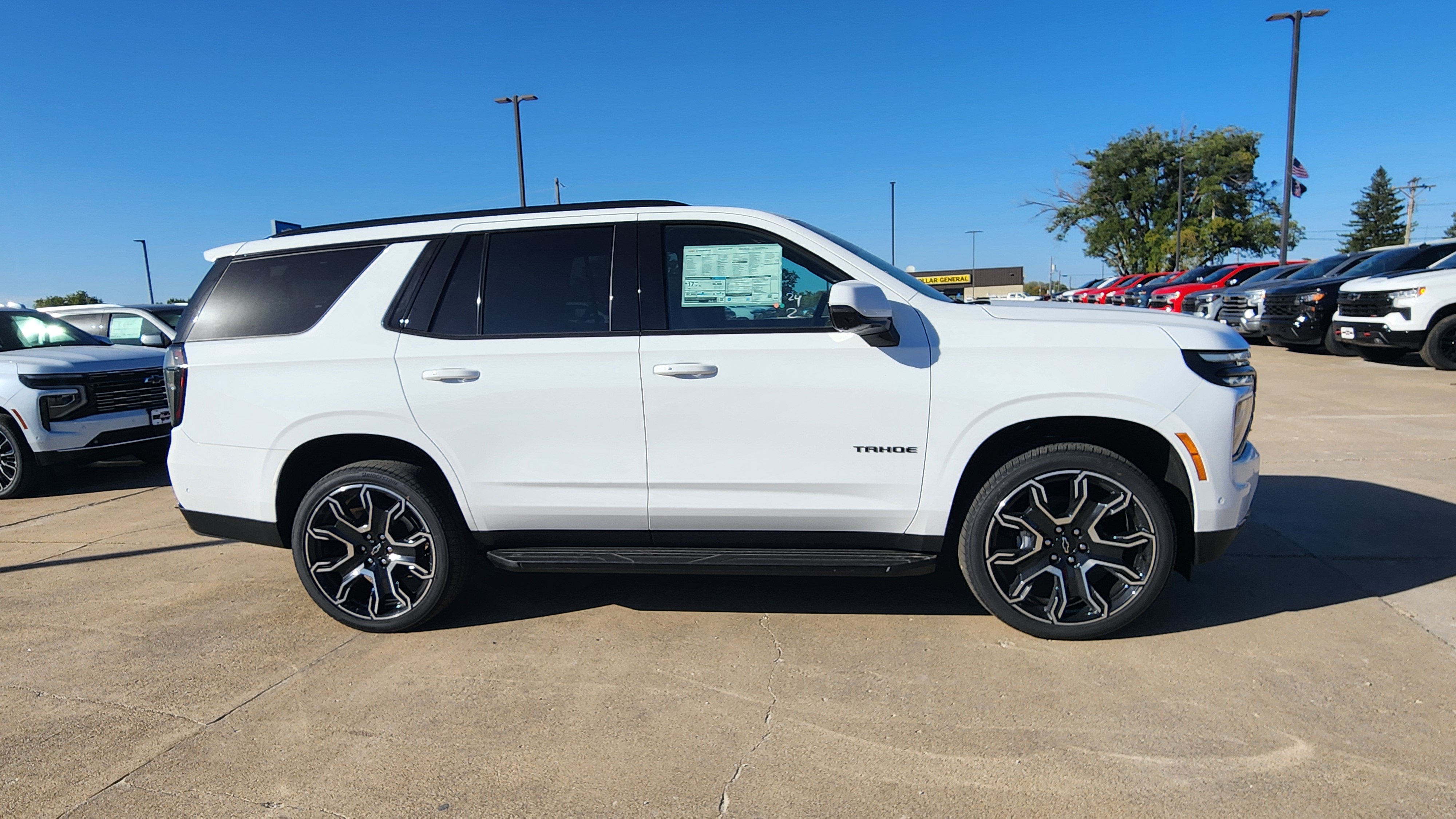 New 2026 Chevrolet Tahoe RST w/ RST Capability Package AWD/4WD image 4