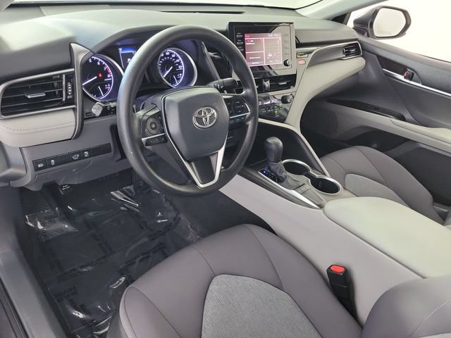 Used 2022 Toyota Camry LE FWD image 18