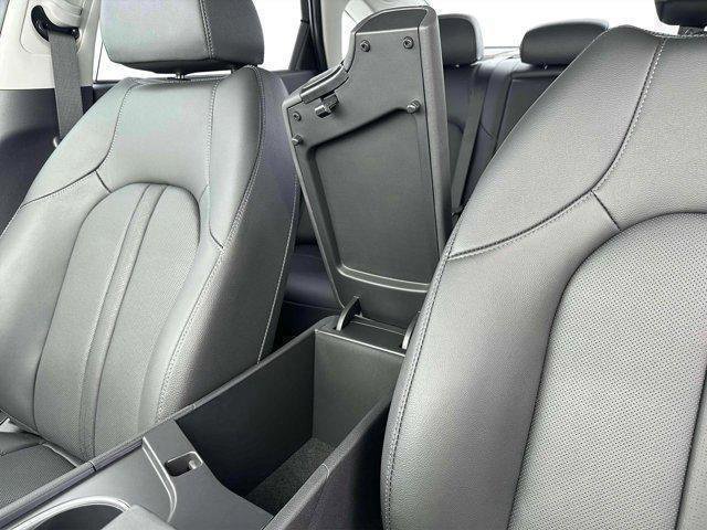New 2025 Hyundai Sonata Limited image 18