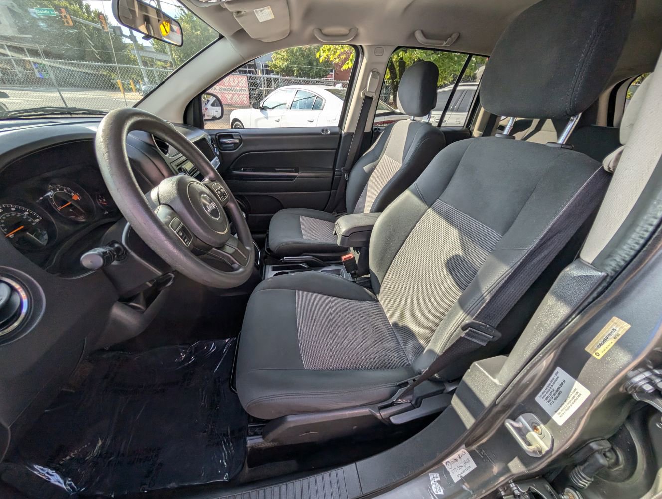 Used 2014 Jeep Compass Sport w/ Power Value Group image 15