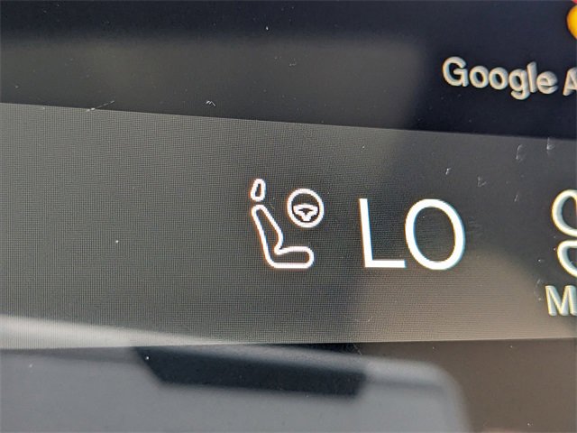 New 2025 Volvo XC90 B6 Core w/ Climate Package image 26