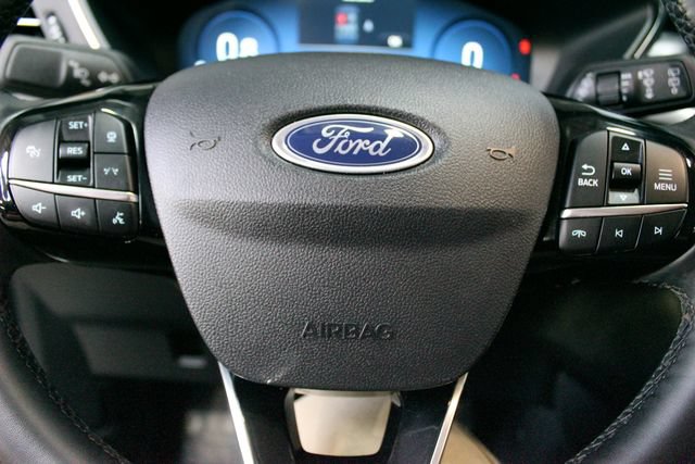 Used 2025 Ford Escape Platinum AWD/4WD image 22