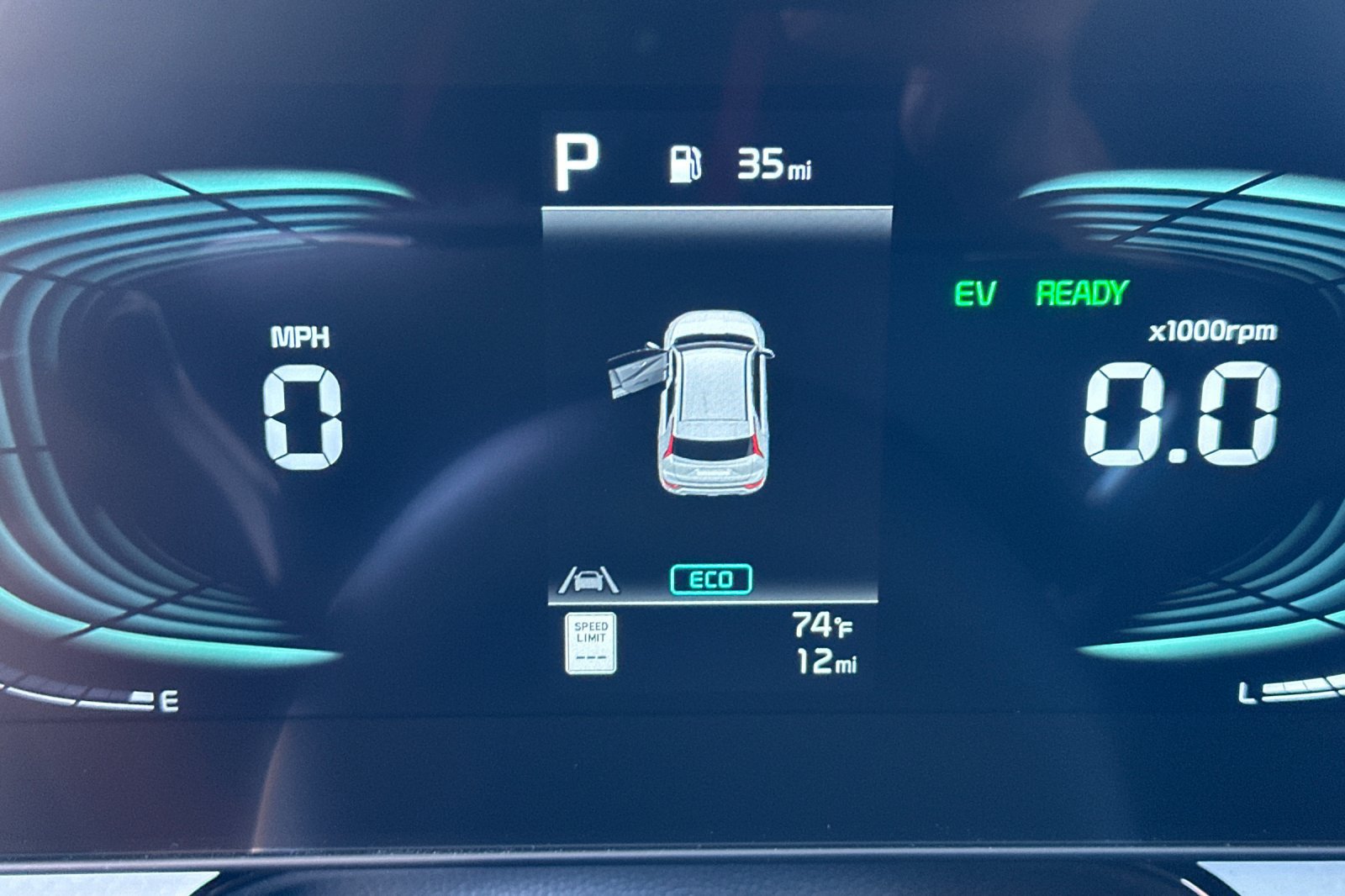 New 2026 Kia Niro EX FWD image 25