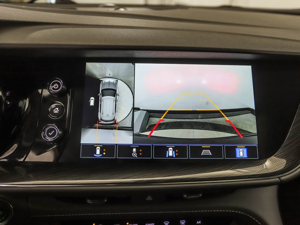Used 2022 Buick Envision Essence w/ Technology Package I image 18