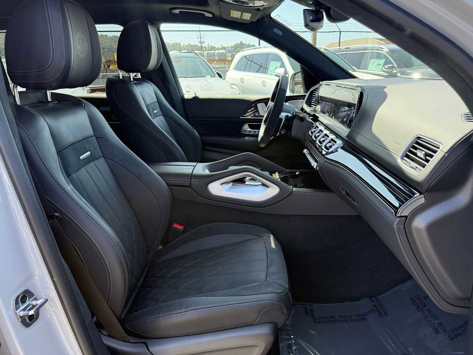 New 2025 Mercedes-Benz GLS 63 AMG 4MATIC image 10