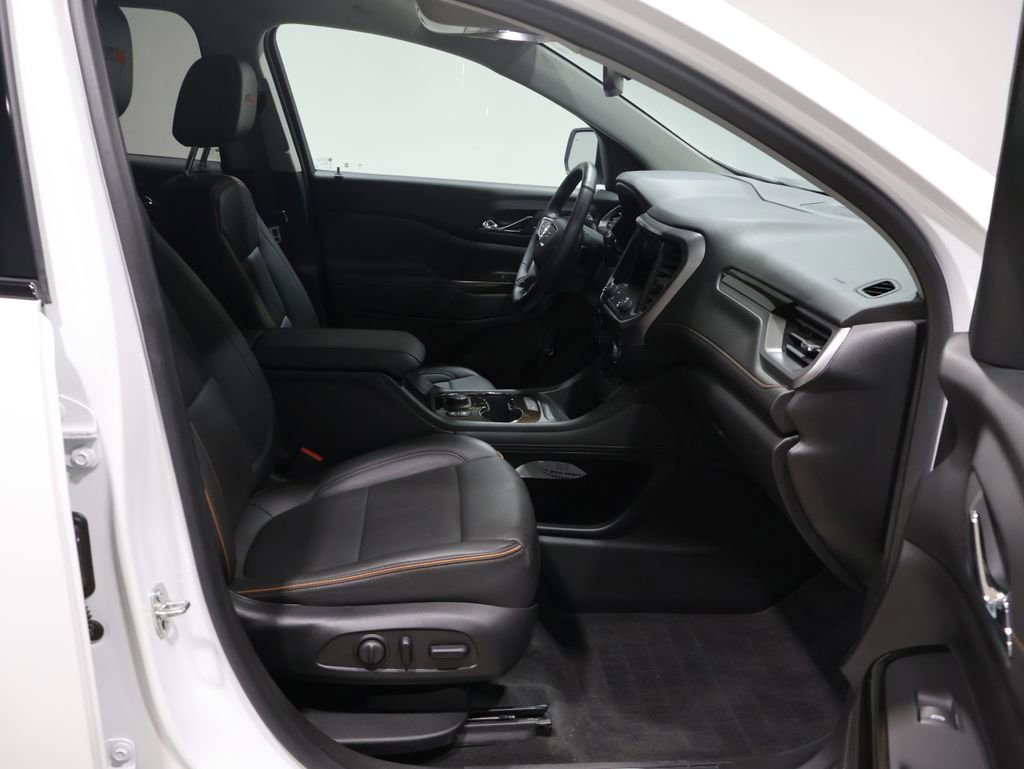 Used 2023 GMC Acadia AT4 w/ Technology Package image 25