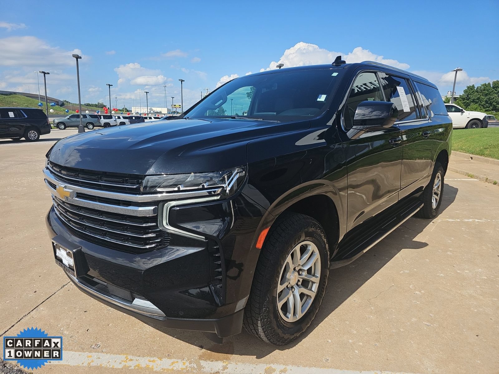 Used 2024 Chevrolet Suburban LT AWD/4WD image 8