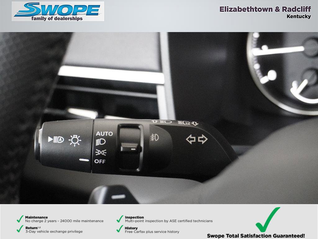 Used 2025 Mitsubishi Outlander Trail Edition image 10