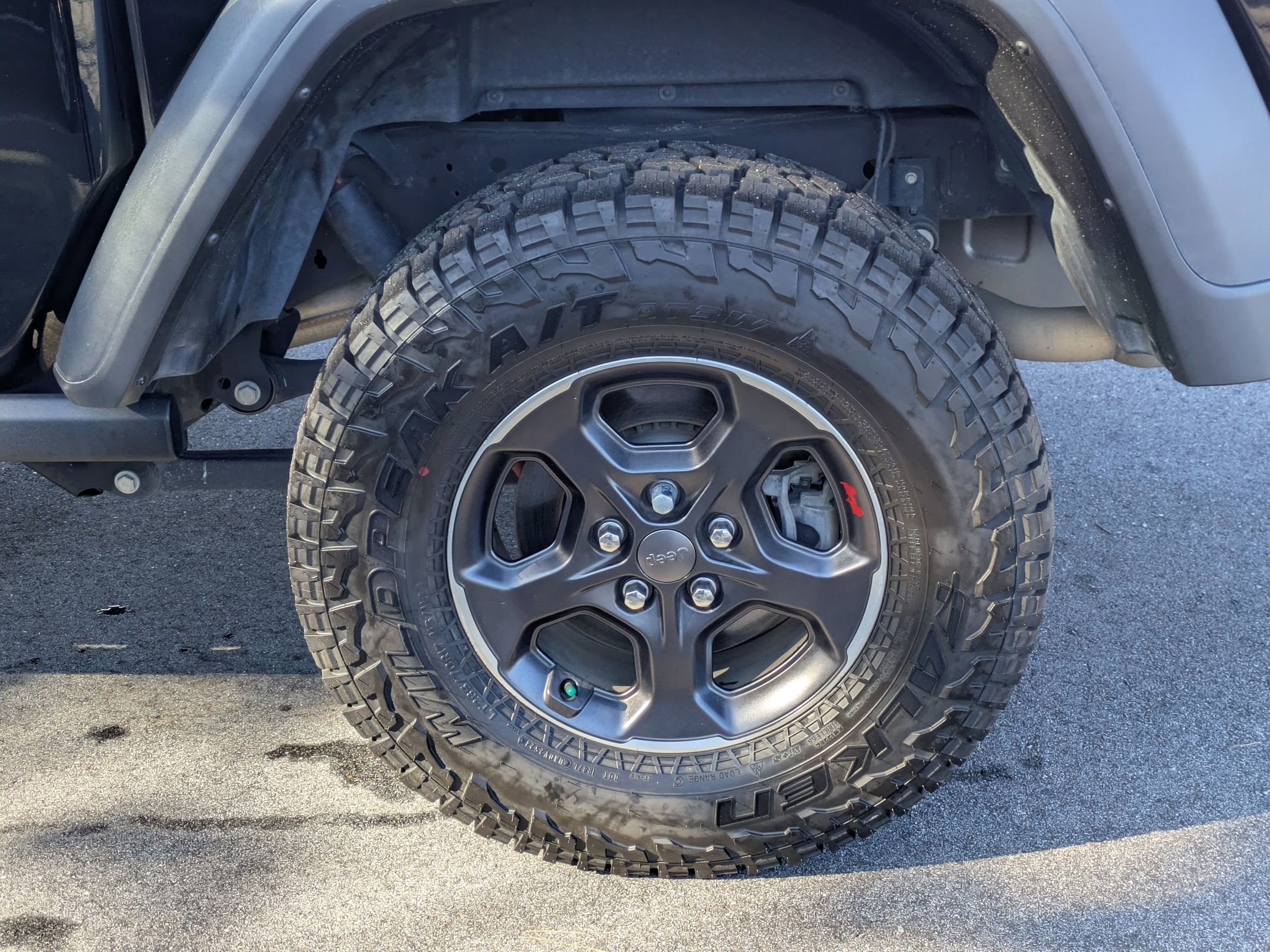 Used 2023 Jeep Gladiator Rubicon w/ Trailer Tow Package image 8