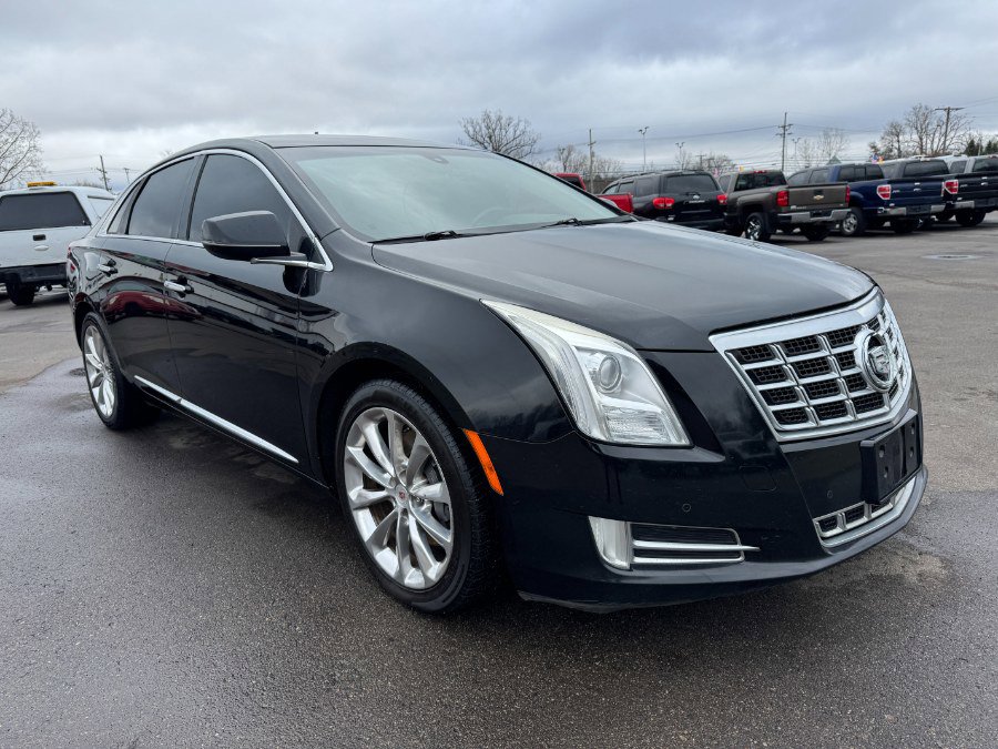 Used 2013 Cadillac XTS Luxury image 7