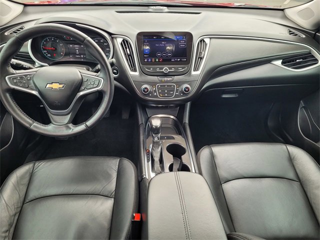 Used 2022 Chevrolet Malibu LT w/ Leather Package image 9