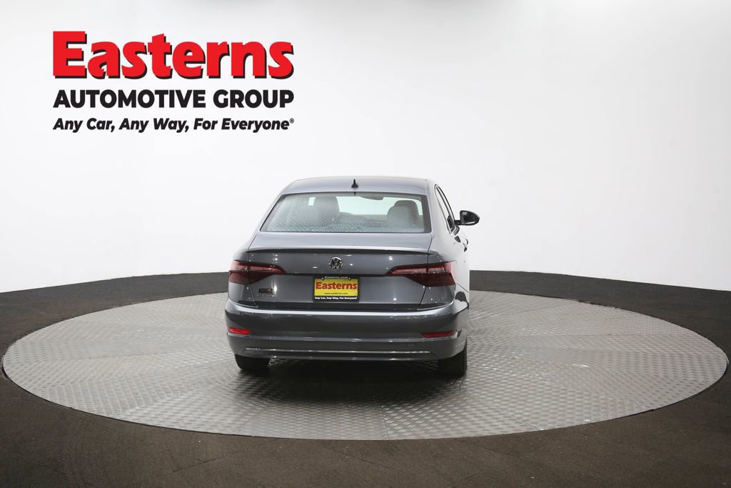 Used 2021 Volkswagen Jetta SE w/ SE Cold Weather Package image 36