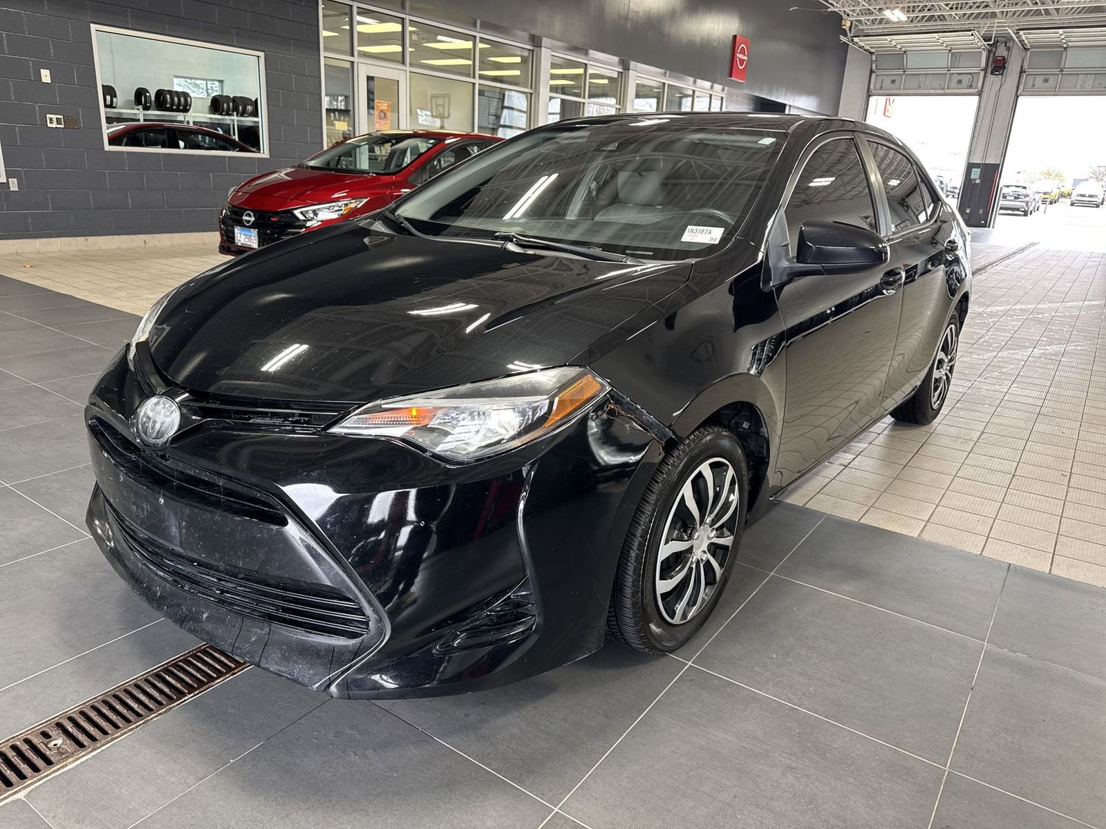 Used 2017 Toyota Corolla LE w/ Carpet Mat Package (TMS) FWD image 8