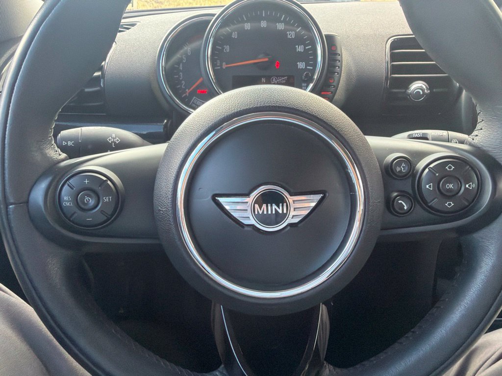 Used 2016 MINI Cooper Clubman FWD image 23
