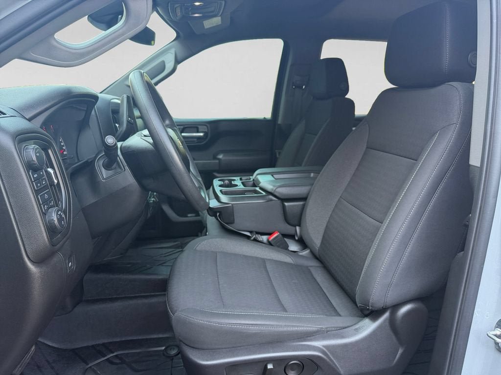 Used 2024 Chevrolet Silverado 1500 Custom AWD/4WD image 10
