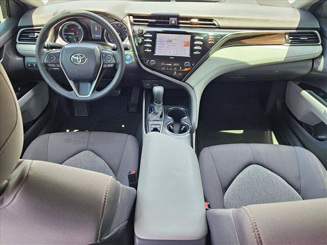 Used 2020 Toyota Camry LE FWD image 16