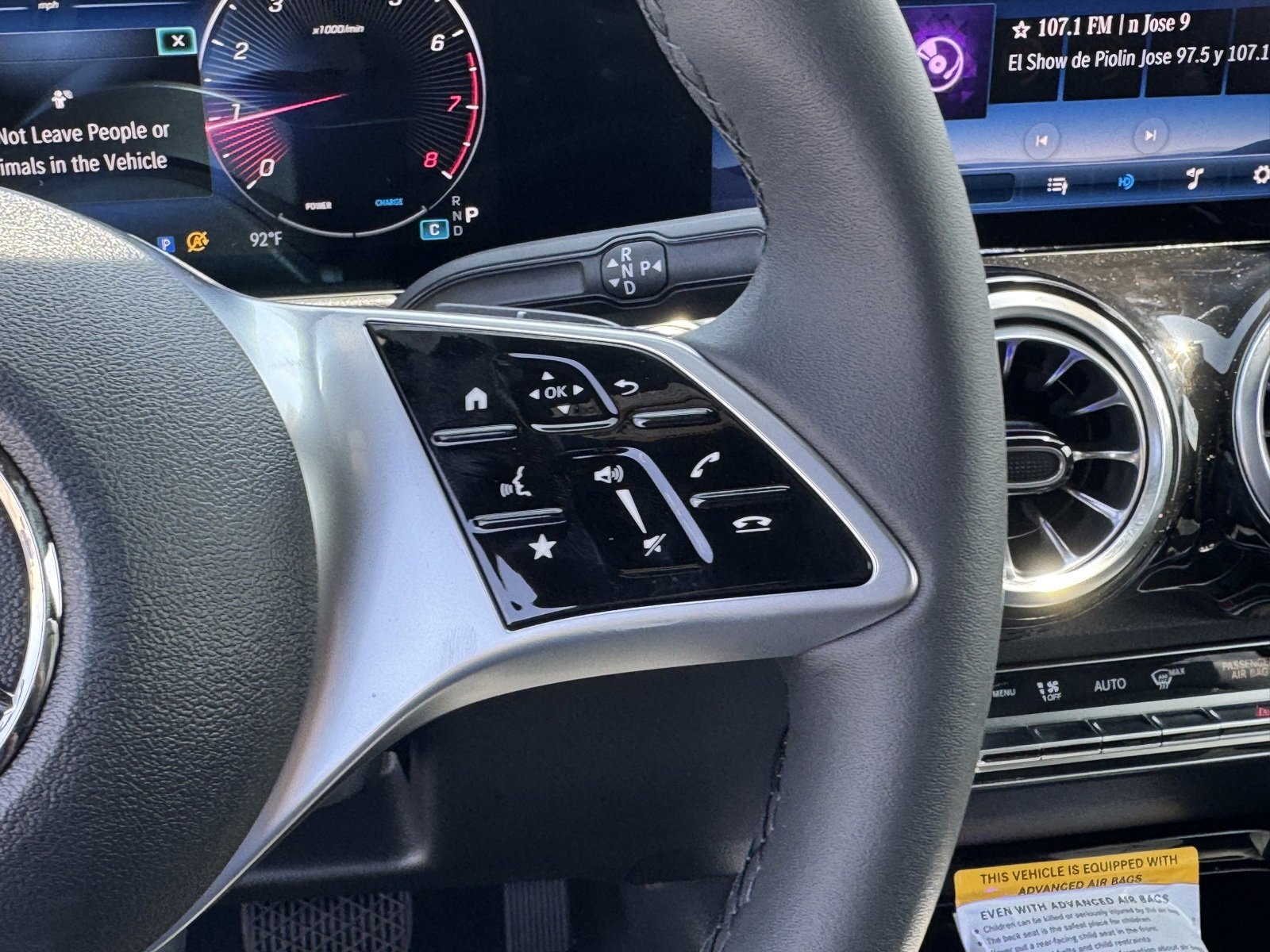 New 2026 Mercedes-Benz GLB 250 image 24