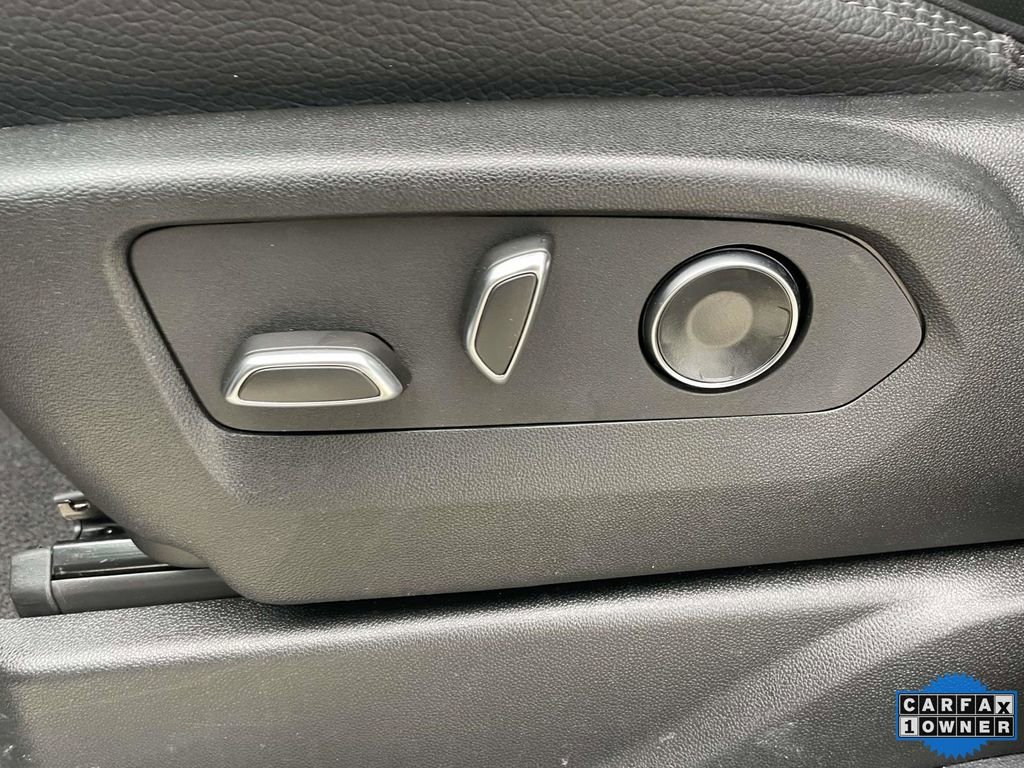 Used 2025 GMC Yukon Denali image 15