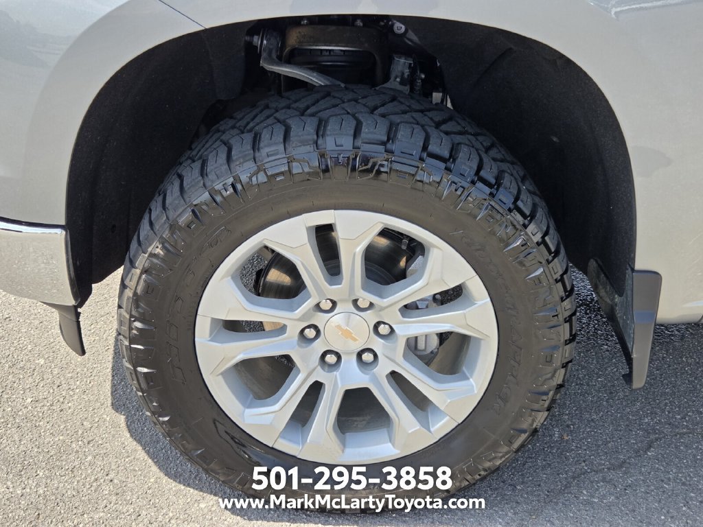 Used 2026 Chevrolet Silverado 1500 LTZ w/ LTZ Premium Package AWD/4WD image 16