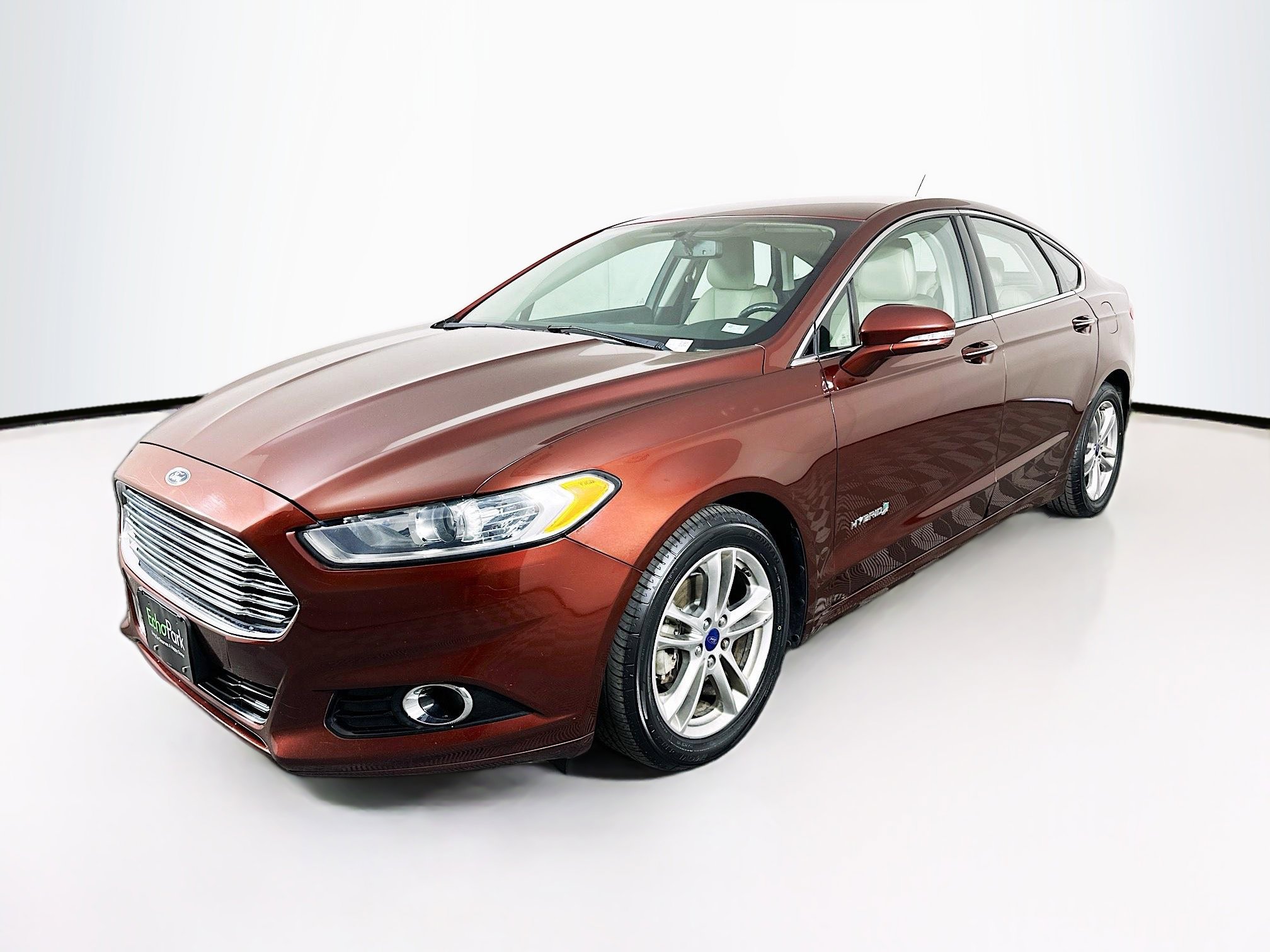 Used 2015 Ford Fusion Titanium image 3