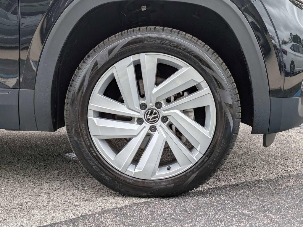 Certified 2023 Volkswagen Atlas Cross Sport SE AWD/4WD image 11